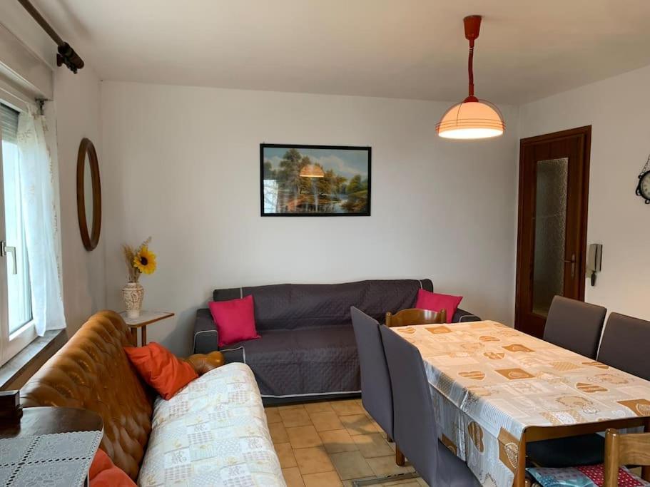 Casa Vacanza Leonardo Apartment Chambave Екстериор снимка